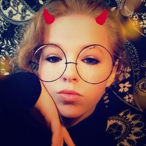 Meet your Posher, L julia